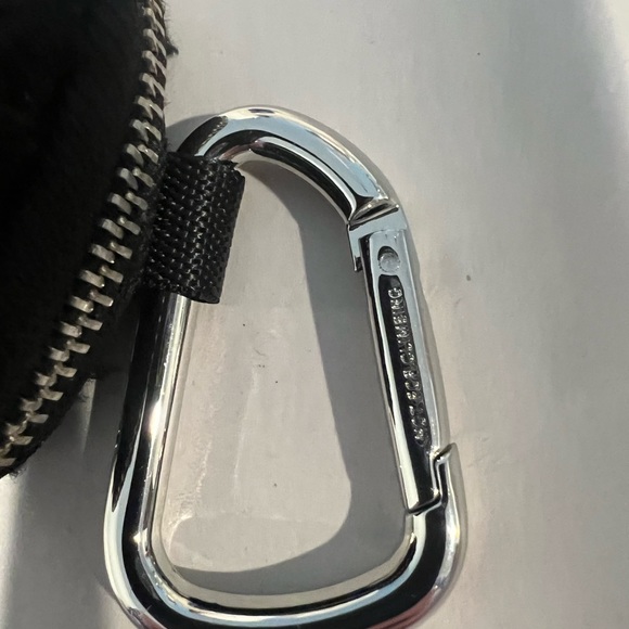 NWOT Lululemon mini Sherpa backpack - Picture 5 of 8